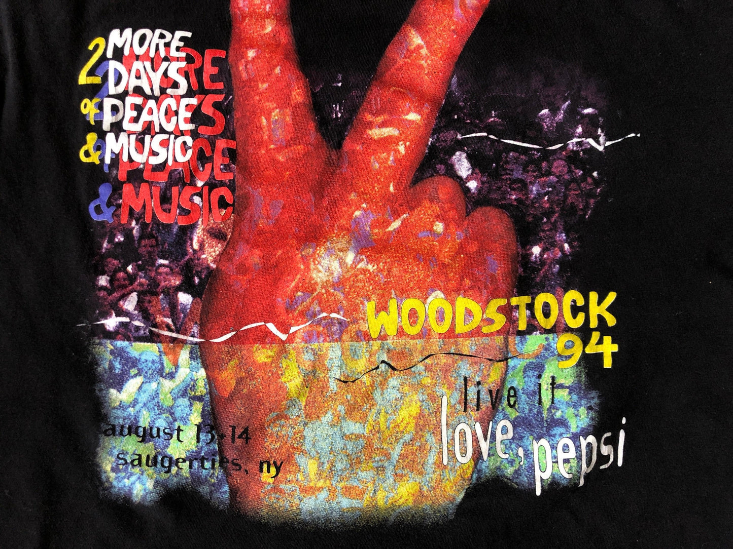 Woodstock 1994 Live it Love Pepsi Concert T-Shirt Woodstock Tour 1990’s Rock T-shirts Black Vintage T-shirt