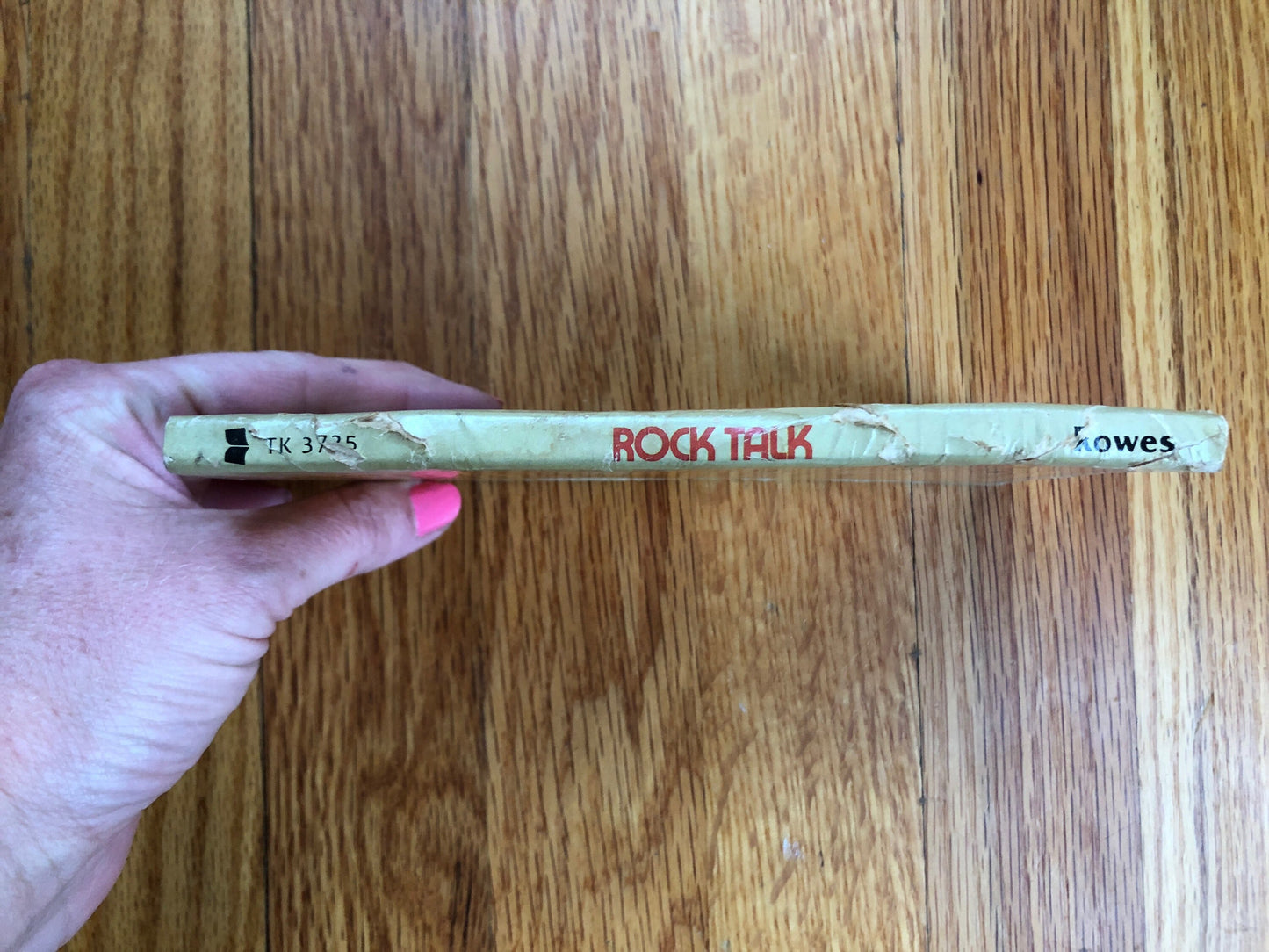 Rock Talk | Barbara Rowes | 1977 Rock n Roll Book | Scholastic Books TK3725 | Elton John | War | Chicago | 1970’s Rock and Roll Books