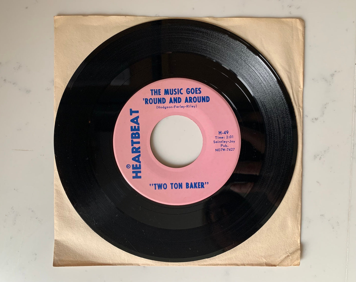 Two Ton Baker Barking Dog / The Music Goes 'Round And Around, Vinyl Records, 1960's Jazz Singles, Two Ton Baker, Heartbeat – H-49